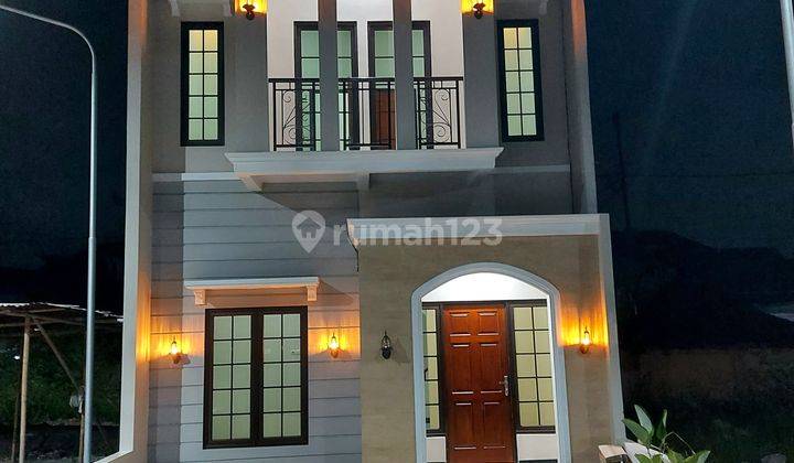 Rumah mewah siap huni di Pedurungan semarang 2 Lantai SHM Baru 1