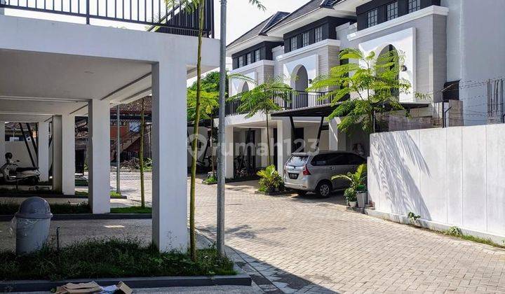 Rumah mewah harga murah di Pudak payung banyumanik semarang 2 Lt  2