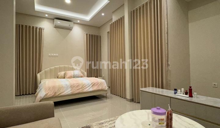 Rumah Mewah Di Siroto Banyumanik Semarang