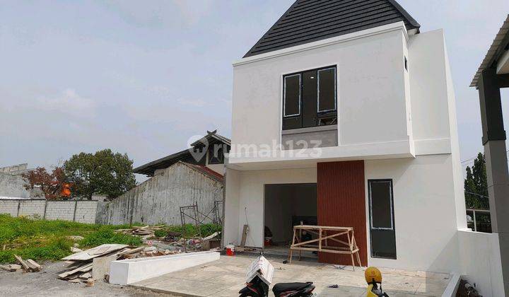 Rumah Mewah Tepi Jalan Mulawarman Raya Tembalang Semaramg 1