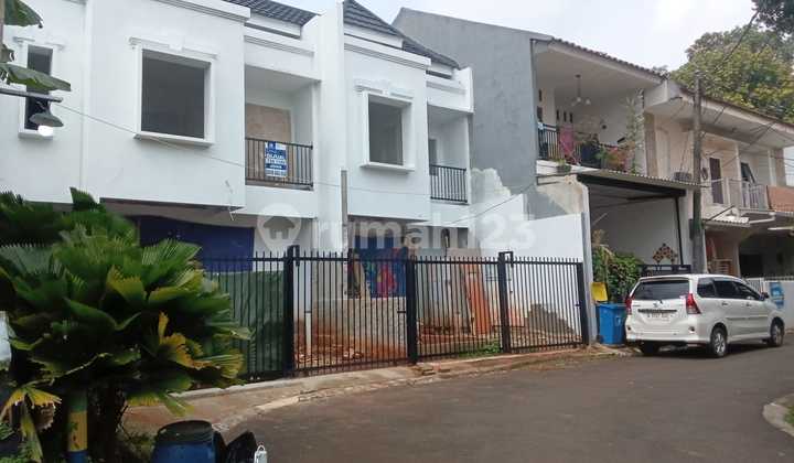 New House in Bintaro Sector 3A, Kuricang, South Tangerang New House in Bintaro Sector 3A, Kuricang, South Tangerang