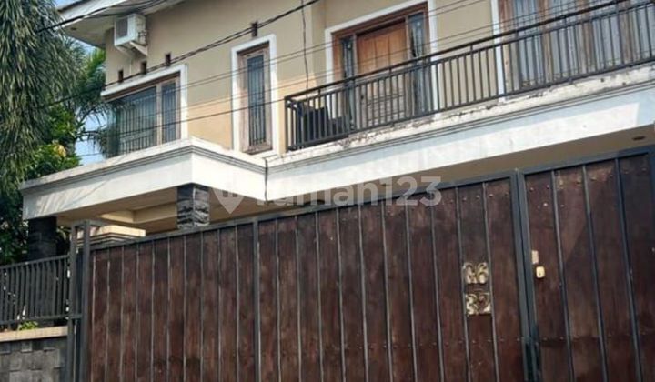 Hunian Mandiri, Hoek, Depan Taman, Serpong 2