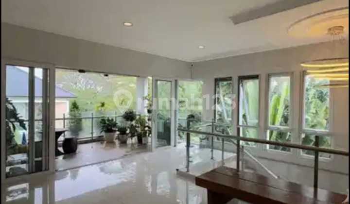 Standalone Building House, 3 Floors