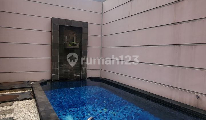 Rumah Hoek, Bangunan Mandiri, Bsd 2