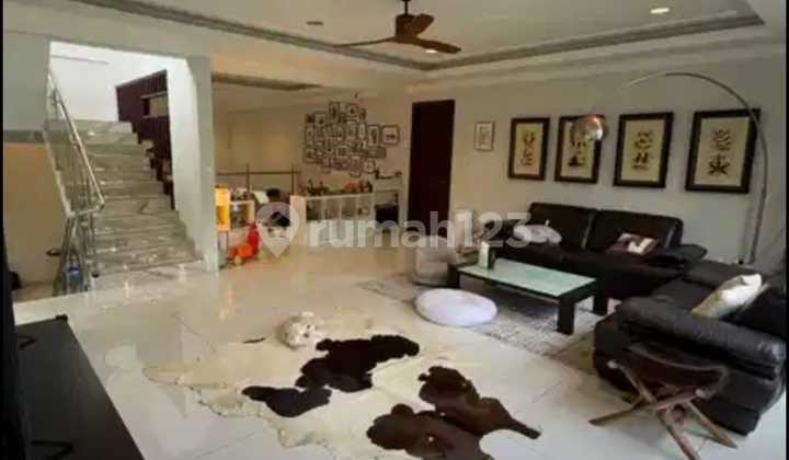 Rumah Bangunan Mandiri, 3 Lantai, Bsd 2