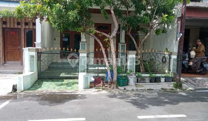 Nice Unfurnished House in Grogol, Solo with SHM Nice Unfurnished House in Grogol, Solo with SHM