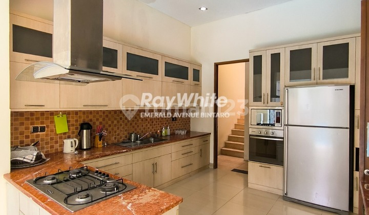 Rumah Dijual Di Kemang Jaksel, Dengan Kolam Renang 2