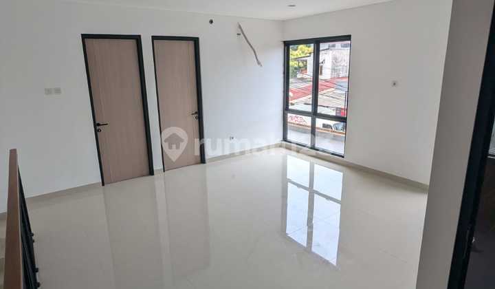 Rumah Baru Di Hoek, Bisa Untuk Usaha Di Pondok Cabe Udik 2