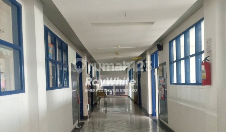 Mini 4-Storey Building, Strategically Located on TB Simatupang, South Jakarta