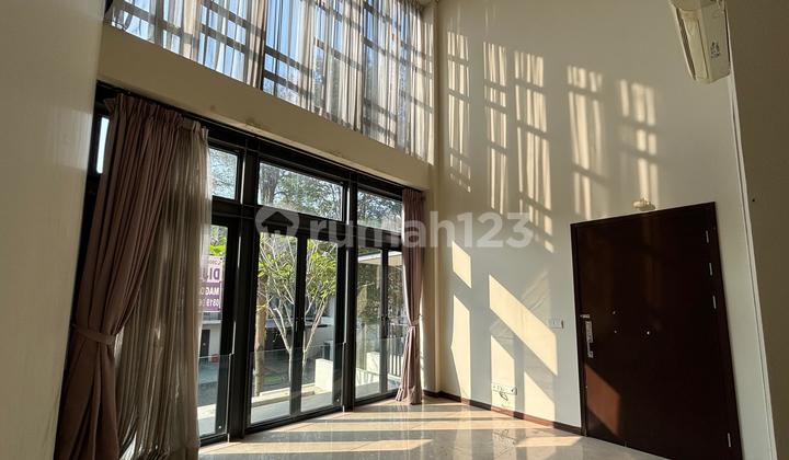 For Rent or Sale: Navapark House, tidy, strategic, move-in ready