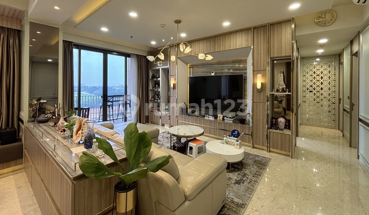 An Apartment as Spacious as a House with Luxurious Furnishings An Apartment as Spacious as a House with Luxurious Furnishings