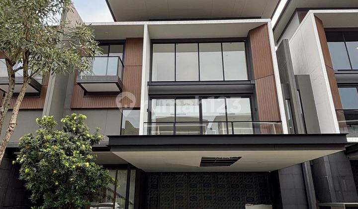 Rumah Navapark - Laurel, BSD, Siap Huni, Cantik, Lokasi strategis, Mewah