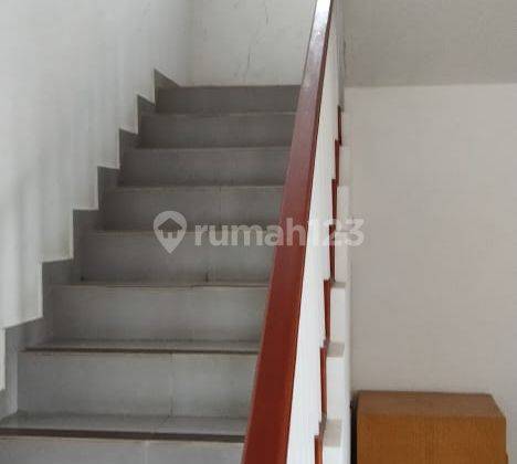 Dijual Cepat Aset Gudang Dan Villa Green House Lembang Bandung  6