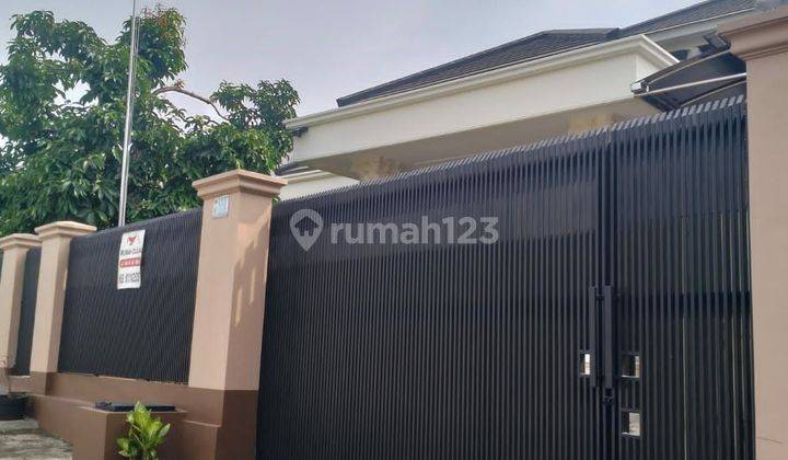 Rumah Lux Semi Furnish Jatiraden Krangan Bekasi Kota 1