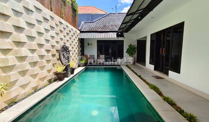 Beautiful, comfortable and neat villa for sale in Jimbaran Bali 1