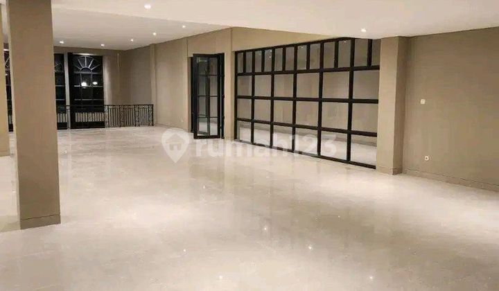 Good Building For Various Businesses 2