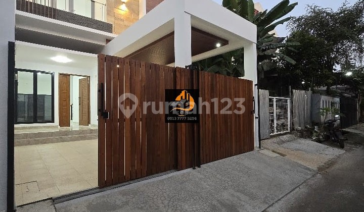 ******** Modern Minimalist Within Complex Wide Yard D\Duren Sawit 2