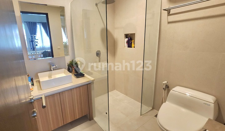 J338.Rumah Mewah 3lt Rooftop Area Elit Slipi Jaya Kemanggisan 2