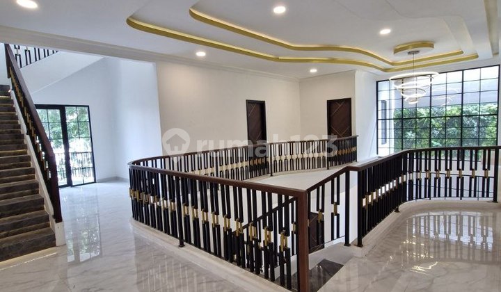 J317.Rumah Baru Mewah 3 lantai Area Premium Tomang Jakarta Barat 2