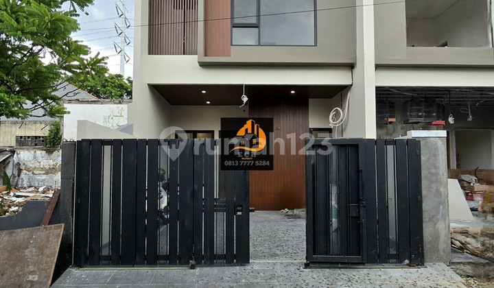 Th6.Rumah Minimalis Strategis dkt Mall Arion Rawamangun Jaktim