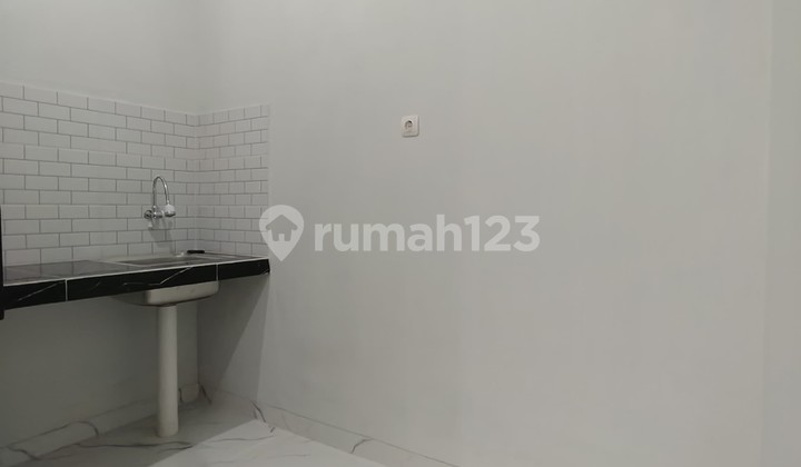 Rumah Modern Classic 2 Lantai di Cipayung Jakarta Timur./Tp120 Rumah Modern Classic 2 Lantai di Cipayung Jakarta Timur./Tp120
