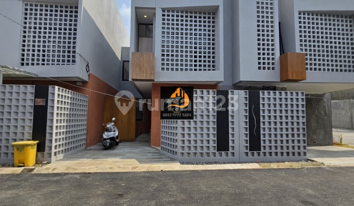 T90.Rumah Baru Dlm Mini Cluster Pondok Kelapa, Duren Sawit Jaktim T90.Rumah Baru Dlm Mini Cluster Pondok Kelapa, Duren Sawit Jaktim