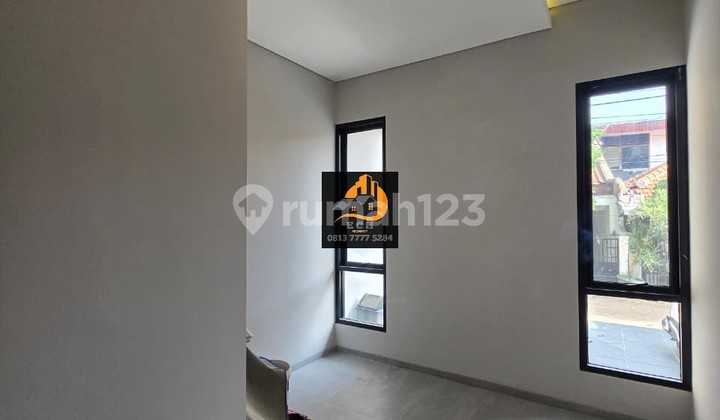 Th22.Rumah Baru Modern Minimalis Dkt Arion di Kayu Putih Jaktim 2