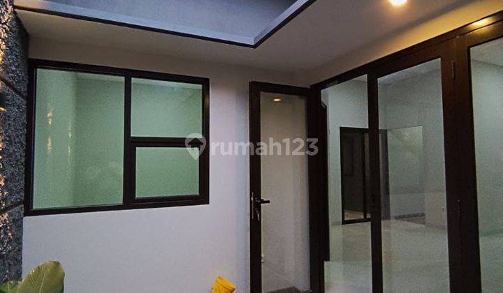 S584.rumah 2Lt Strategis Dkt St Sudimara Dgn Tanah Luas Ciputat 2