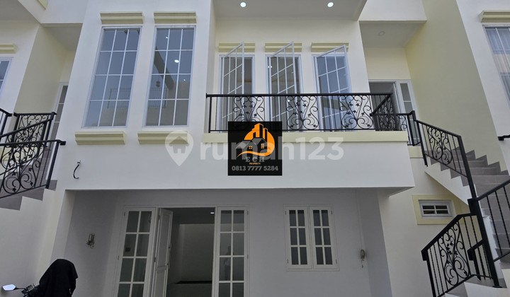 T31.Rumah Baru Spec Mewah Strategis Bebas Banjir Di Kayu Putih