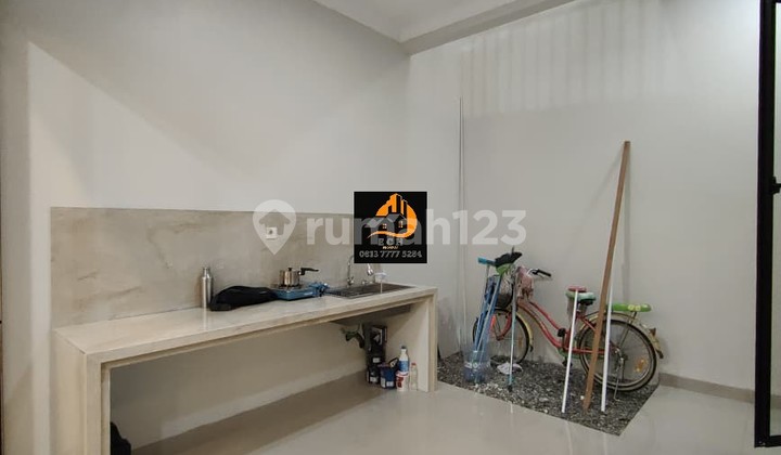 T85.Rumah Baru 3lantai Modern Minimalis Strategis Di Rawamangun 2