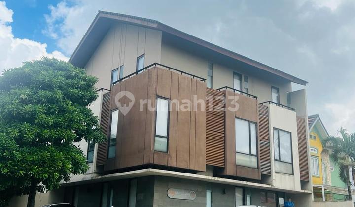 Dijual Kost Mewah Second Di Perumahan Anggrek Loka Serpong Bsd 