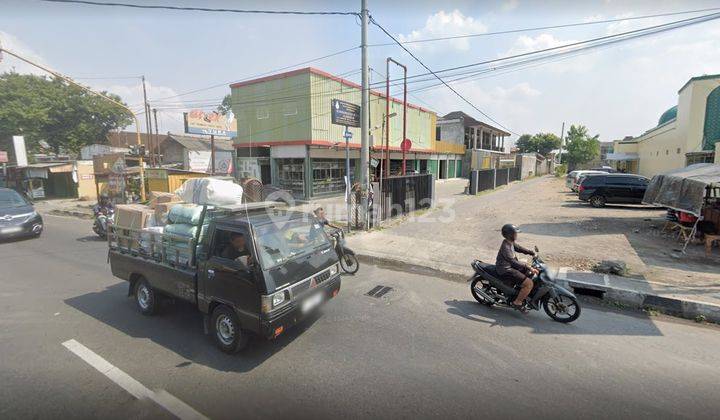 Ruang Usaha strategis di kota yogya,parkir luas,lokasi strategis, bisa diswea perkios /split 2