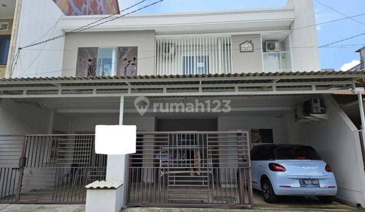 Rumah Kos Modern Tenggilis Full Furnished Cuma 2 Menit Ke Kampus Ubaya. Occupancy Selalu Penuh.  1