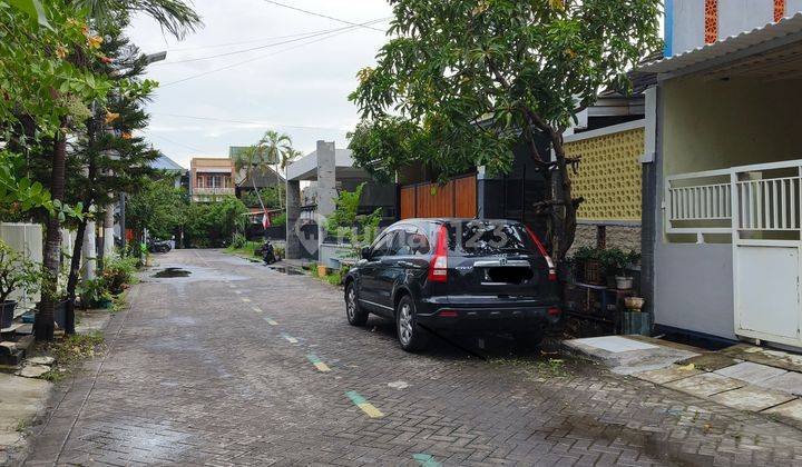 RUMAH PUTRA BANGSA MEDOKAN RUNGKUT LOKASI TERDEPAN HABIS RENOVASI SIAP HUNI. Row Jalan 2,5 Mobil. Hadap Utara. Dekat UPN, Tol, Bandara Juanda, Alfamart 2