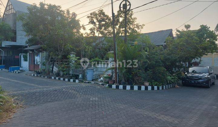 RUMAH HOOK MURAH HITUNG TANAH di PERUM. RUNGKUT. Row 2 mobil. Hadap Selatan & Timur. Dekat UPN, MERR, OERR, Superindo, Tol, Bandara Juanda 2