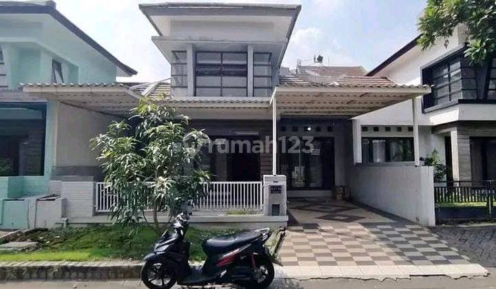 Jual Cepat!!! Termurah Di Puri Surya Jaya (depan) Gedangan Sidoarjo. Bagus Terawat Siap Huni Dengan Row Jalan 2,5 Mobil. Hadap Utara. 1