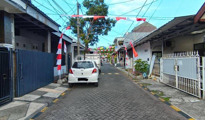 RUMAH RUNGKUT MAPAN LINGKUNGAN ASRI & NYAMAN. Hadap Utara. Row 2 mobil. Dekat UPN, MERR, OERR, Tol, Bandara Juanda, RS Surabaya Timur, Purimas 2