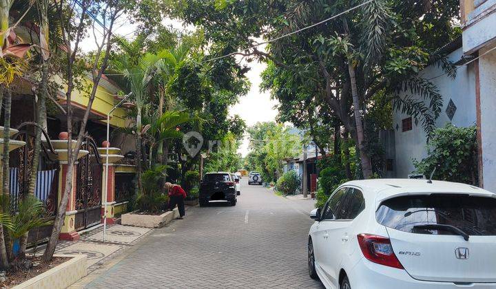 Rumah Murah di Wonorejo Dekat Pandugo Rungkut di Dalam Perumahan Dengan One Gate System. Lingkungan Aman Dan Nyaman. Hadap Utara. Row 2,mobil Longgar. Dekat Merr, Tol, Bandara Juanda 2