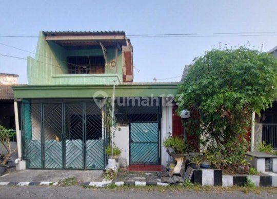 Rumah di Perum. Medayu Selatan Cocok Untuk Rumah Kos Hunian. One Gate System. Row 2 Mobil. Hadap Utara. Dekat Upn, Merr, Oerr, Tol, Bandara Juanda, Rs. Surabaya Timur 1