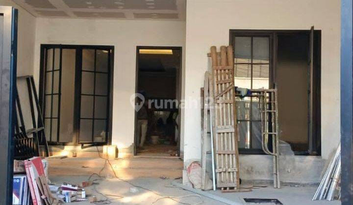 Rumah Tenggilis Baru Gress Modern Minimalis 2 Lantai Row 3 Mobil. Hadap Utara. Dekat Kampus Ubaya, A. Yani 2