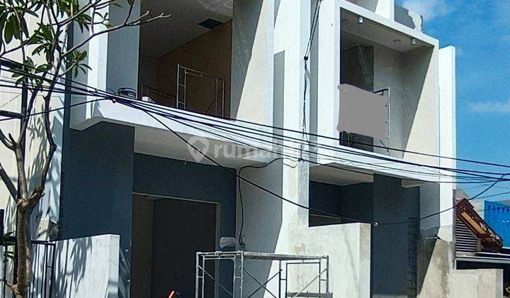 2 Unit Rumah Semampir Semolowaru Baru Gress Modern Minimalis. Hanya 40 Meter Ke Merr. Hadap Selatan. Row Jalan 2 Mobil Los. Dekat Merr, Tol, Bandara Juanda 1