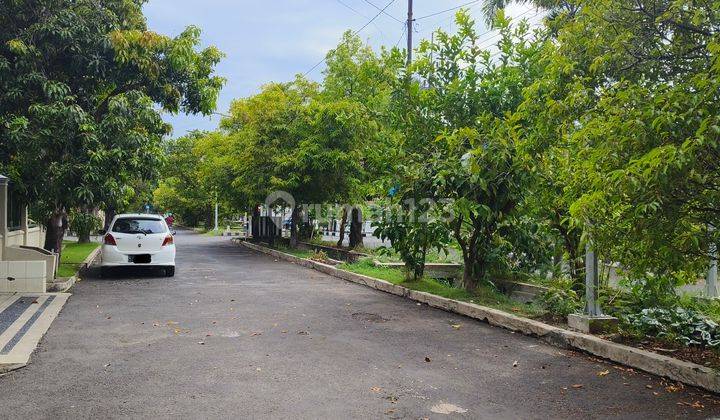 Rumah Manyar Kartika Kondisi Bagus Terawat Siap Huni Depan Jalan Kembar. Hadap Barat. Row Jalan 2,5 Mobil Dekat Kampus 2