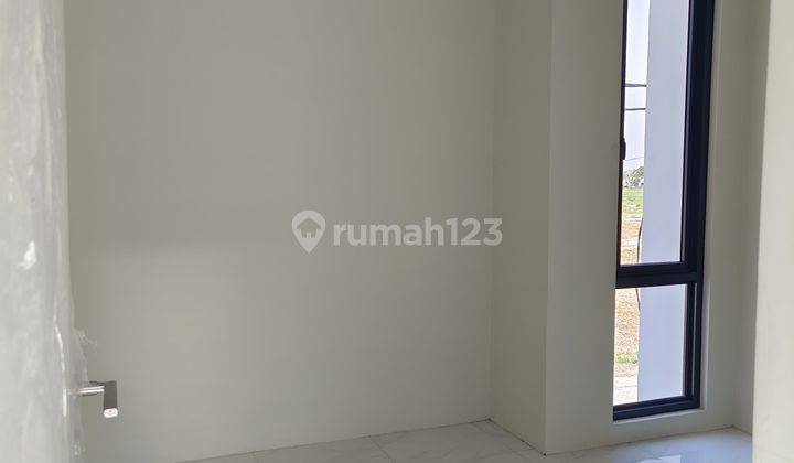 Rumah Baru Modern Minimalis Siap Huni Di Skyville Residence, Buduran, Sidoarjo. Belum Pernah Dipakai.dengan One Gate System. Dekat Bandara Juanda 2