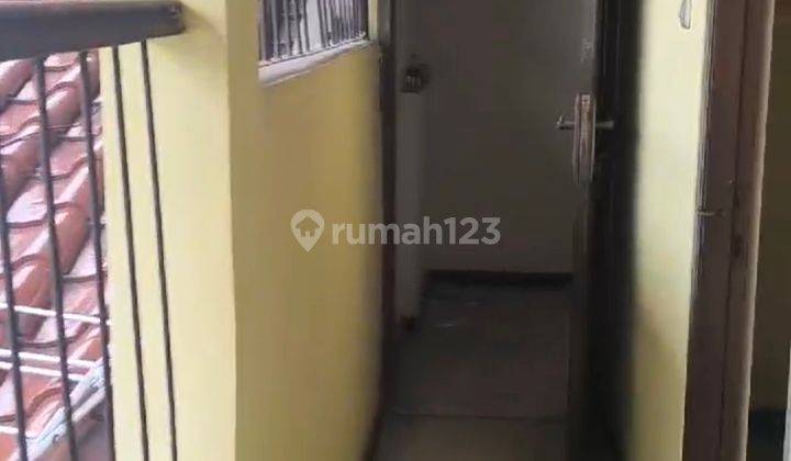 Rumah Kutisari Termurah Harga Hitung Tanah. Cocok Untuk Rumah Tinggal, Rumah Kos. Row Jalan 3 Mobil. Hadap Utara. Dekat Kampus Petra, Jemursari, A.yani