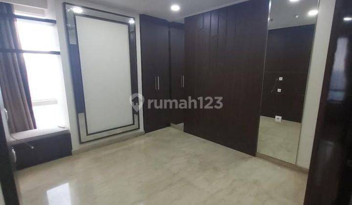 Apartement duan unit jadi  satu,kondisis bagus belm  pernah  dipakai 2