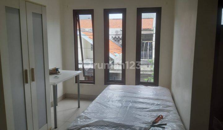 Di jual  rumah  kos kosan bagus di  kwitang  1