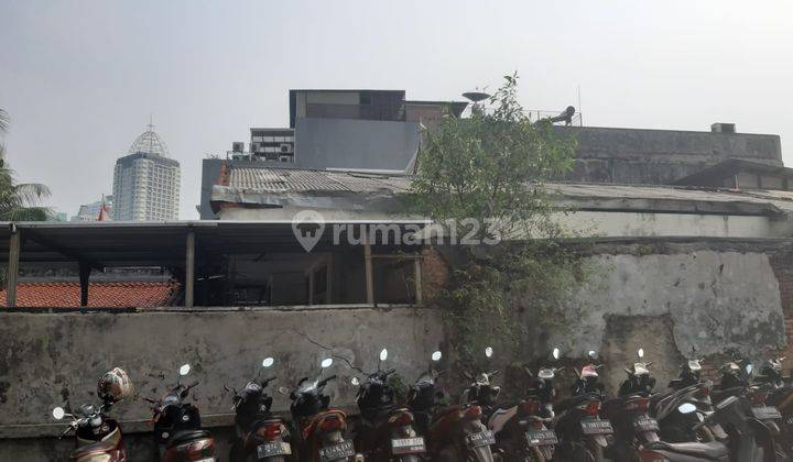  TANAH  BONUS RUMAH, DI  KEBON  KACANG JL BESAR BISA MASUK  DUA MOBIL, BELAKANG PAS PLAZA INDONESIA BAGUS BANGET BUAT KOS KOSAN 2