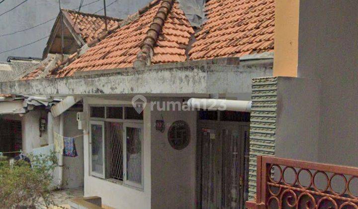 Rumah tua di belakang plaza indonesia bagus untuk bisnis kos kosan 2