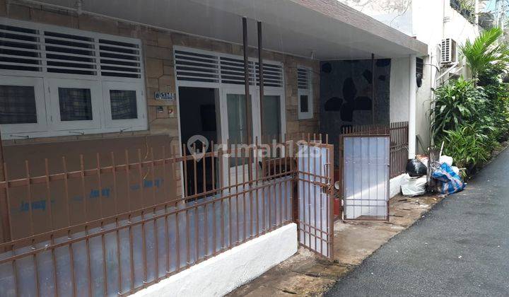 RUMAH KECIL MUNGIL  DI  BELAKANG  GEDUNG  TCT  JALAN THAMRIN, COCOK UNTUK  KOSKOSAN  2