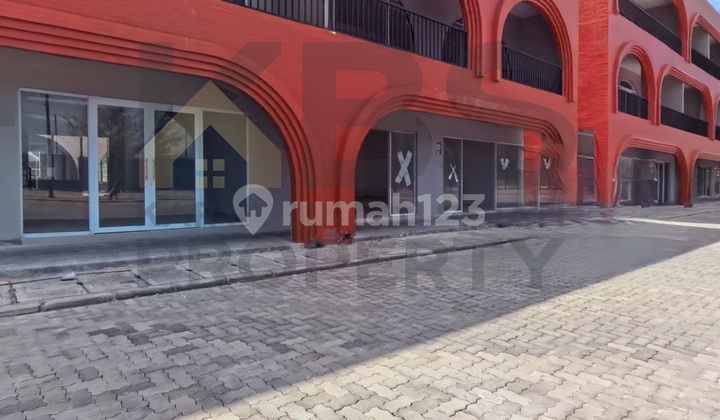 2 Units of 3-Storey Strategic Shop Houses at Pantai Indah Mutiara - Batam 2